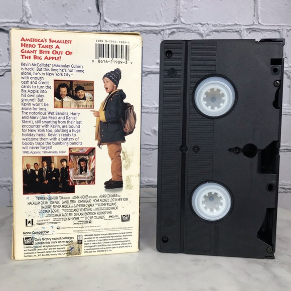 Home Alone 2 Lost In New York Family & Kids 1993 Vintage Christmas VHS Movies - Picture 6 of 13